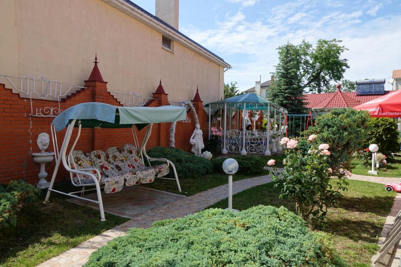 White House Apartments Odessa Buitenkant foto