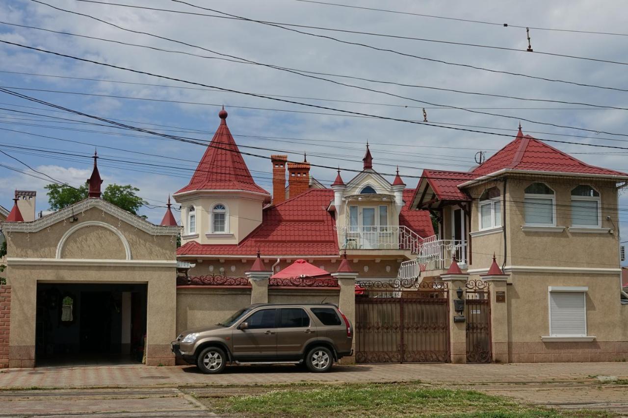 White House Apartments Odessa Buitenkant foto