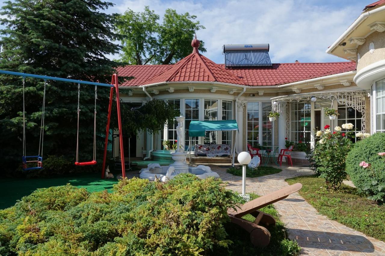 White House Apartments Odessa Buitenkant foto
