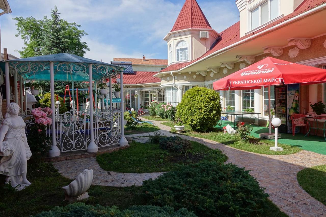 White House Apartments Odessa Buitenkant foto