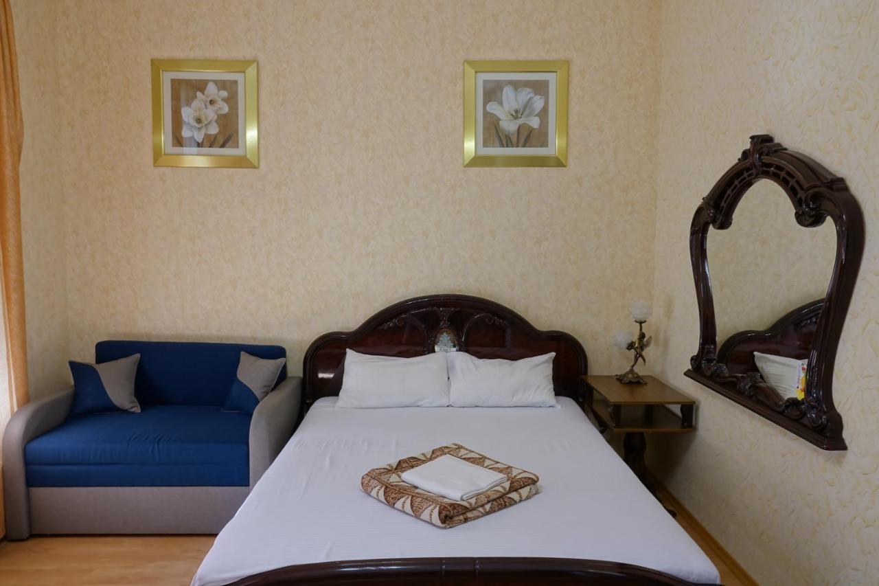 White House Apartments Odessa Buitenkant foto