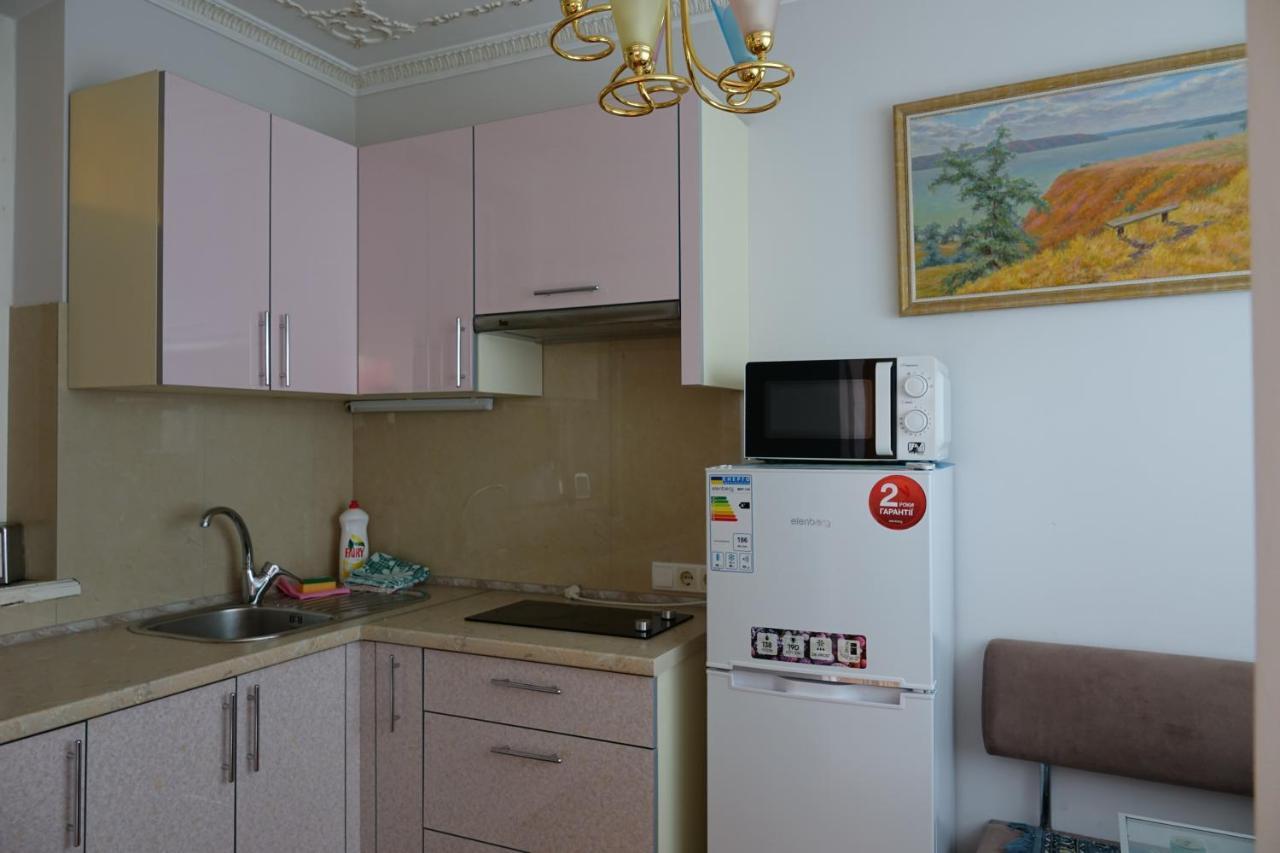 White House Apartments Odessa Buitenkant foto